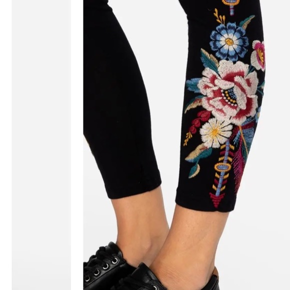 Johnny Was Pants - NWT DARIELLE LEGGINGS - SZ S